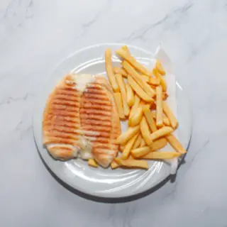 Toast sa sirom