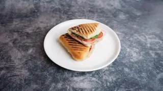 Tost sendvič