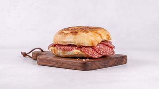 Tost sendvič sa kulenom