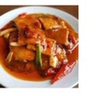 Toufu con le verdure sulla piastra