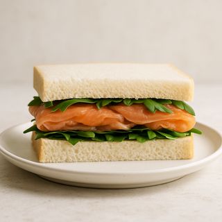 Tramezzino salmone e rucola