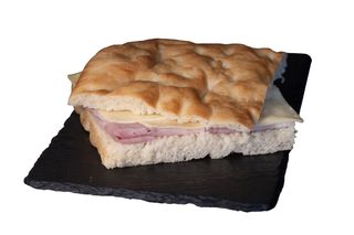 Trancio focaccia farcita