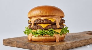 Triple beef burger di manzo