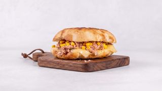 Tuna krem sendvič