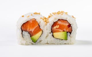U01. Sake roll
