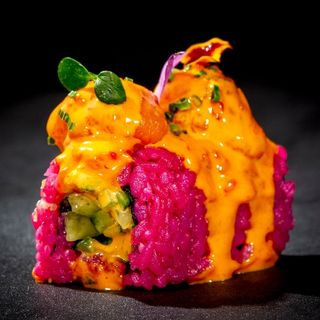 U10. Pink spicy salmone