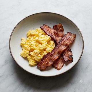 Uova strapazzate e bacon