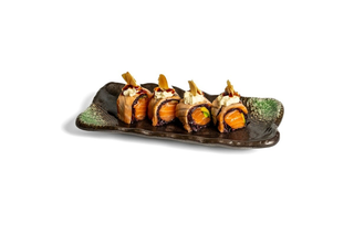 Uramaki sake kuro flame