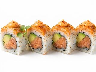 Uramaki spicy sake
