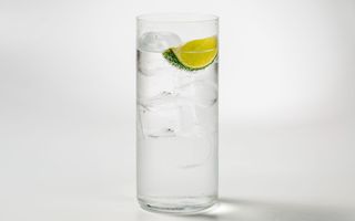 V85. Vodka tonic