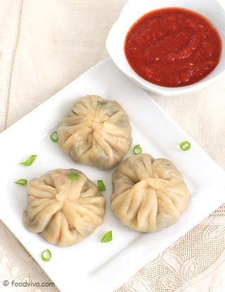 Momo Vegetariano