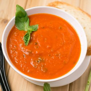 Sopa de Tomate Vegetariana