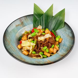 Vegan stir-fry noodles