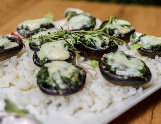 Vege punjeni šampinjoni