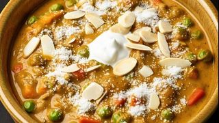 Verdure korma con pistacchio