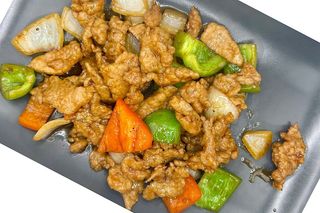 Vitello piccante（辣子牛肉）