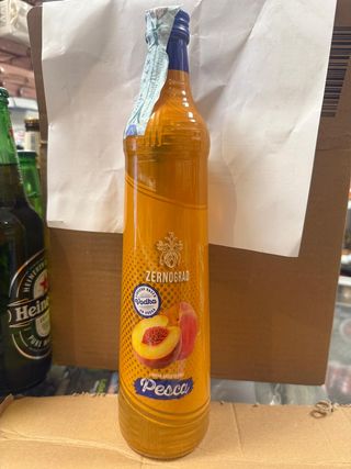 Vodka pesca Alcohol 23% 0.7 l