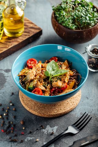 Лапша WOK с курицей (290г)