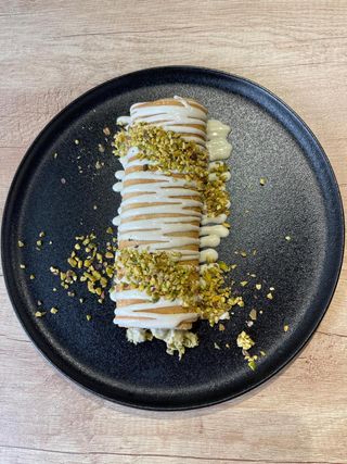 White Dubai palačinak