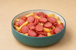 Patate fritte e wurstel
