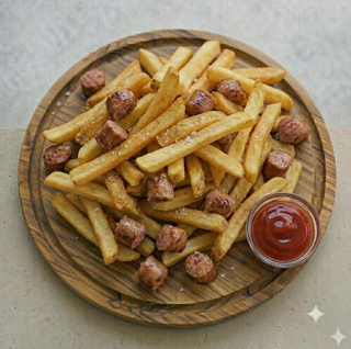 Wurstel e patatine porzione