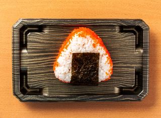 Onigiri Tuna-Majonez (Onigiri Tunamayo)