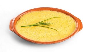Zapečeni kačamak sa mozzarellom i slaninom
