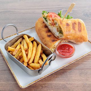 Žorž Papadubi sendvič