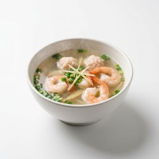 Zuppa di gamberi tipica di Wenzhou