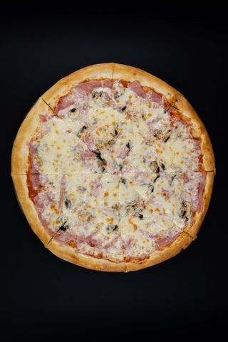 Capricciosa pizza 24cm