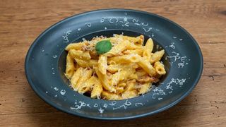 Carbonara pene