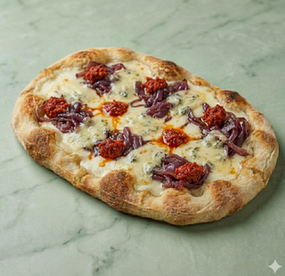 Pinsa nduja, gorgonzola, cipolle rosse caramellate, fior di latte
