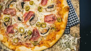 Pizza Tron
