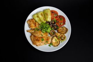 Piletina sa grilovanim povrćem