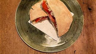 Sendvič sa tunjevinom posno