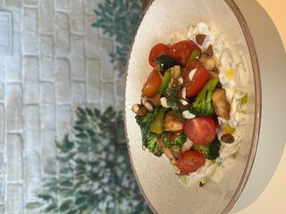 Tzatziki salata sa piletinom