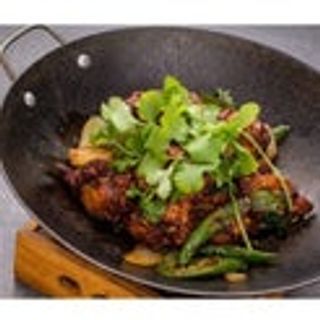 Alette di pollo in padella piccante