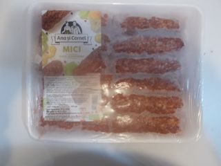 Ana si cornel -mici porc+vita