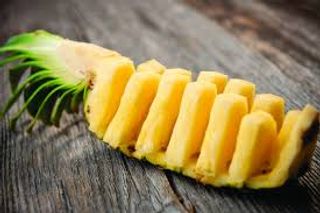 A81. Ananas barchetta