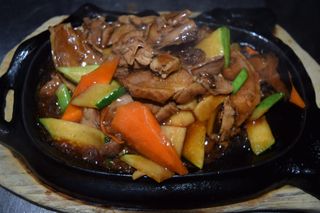 Anatra con verdura mista