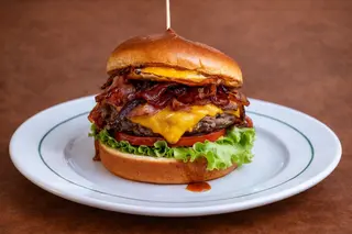 Bacon cheese burger