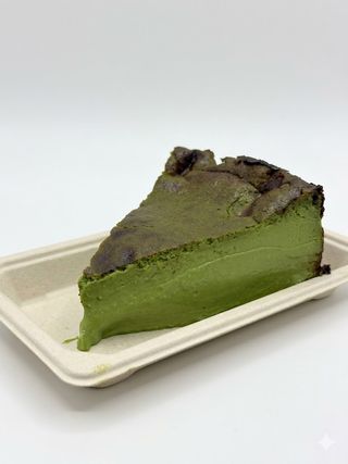 Basque al matcha