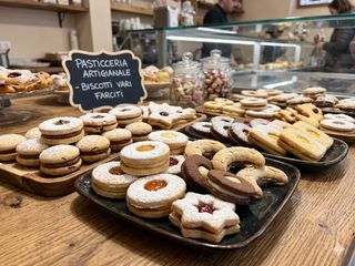 Biscotti vari grandi