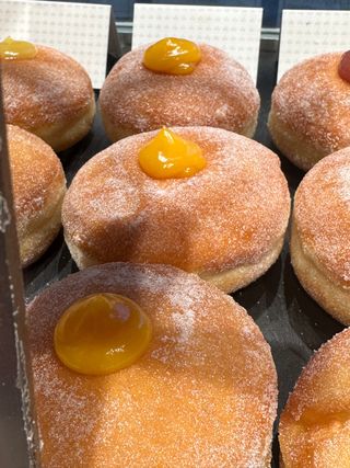 Bombolone con arancia crema