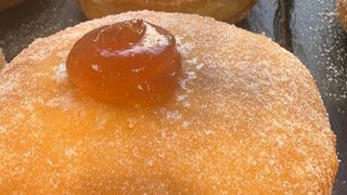 Bombolone albicocca marmellata