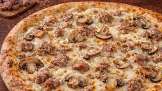 Pizza tonda  boscaiola