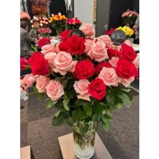 Bouquet di rose rosse e rosa