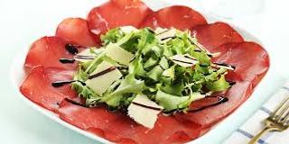 Bresaola Punta d'Anca, scaglie di grana e rucola