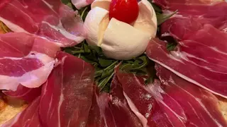 Bufala e crudo