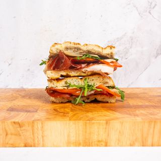 Prosciutto al tartufo focaccia